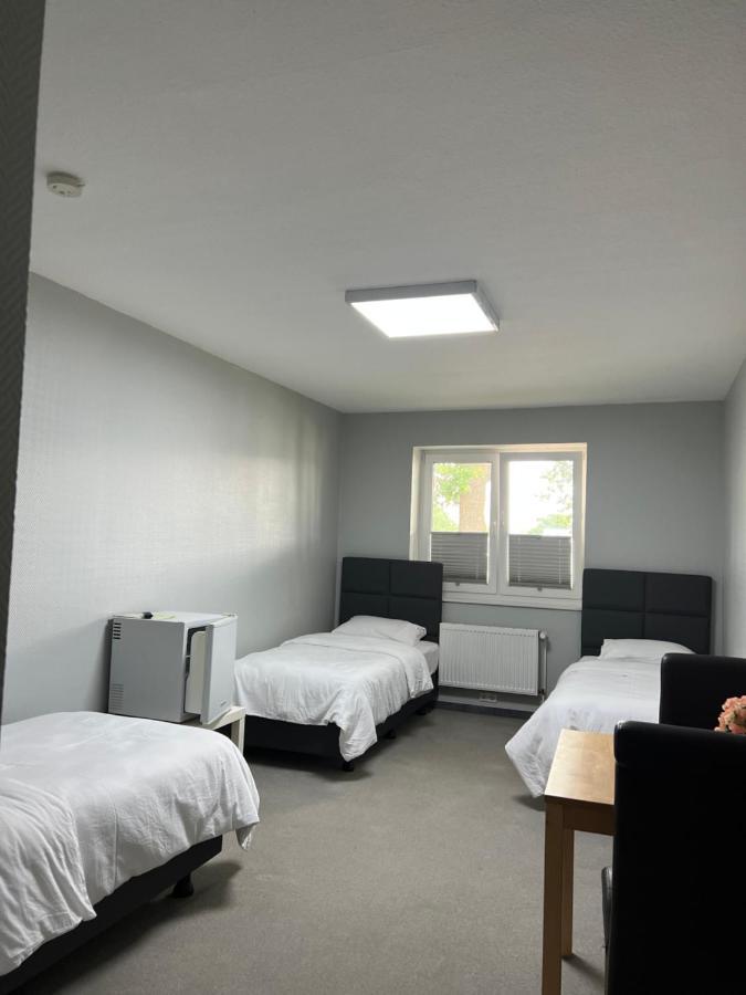 Motel Am Outletcenter 노이뮌스터 외부 사진